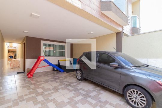 Garagem de casa à venda com 3 quartos, 130m² em Vila Ré, São Paulo