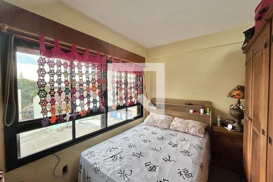 Quarto de kitnet/studio à venda com 1 quarto, 30m² em Centro, São Leopoldo