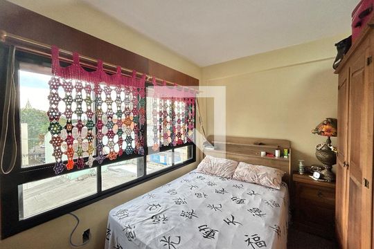 Quarto de kitnet/studio à venda com 1 quarto, 30m² em Centro, São Leopoldo