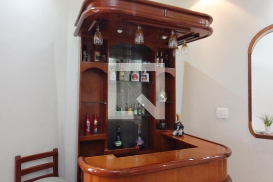 Sala de casa à venda com 4 quartos, 372m² em Nova Petrópolis, São Bernardo do Campo