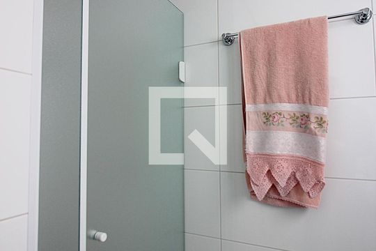 Banheiro Social de apartamento à venda com 2 quartos, 77m² em Vila Caminho do Mar, São Bernardo do Campo