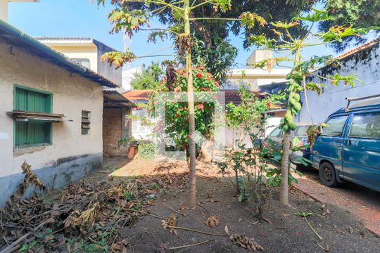 Área Externa de casa à venda com 2 quartos, 300m² em Brooklin, São Paulo