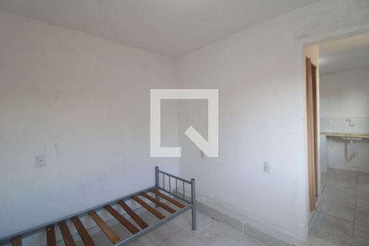 Sala/Quarto de casa para alugar com 1 quarto, 30m² em Jardim Anhanguera, São Paulo