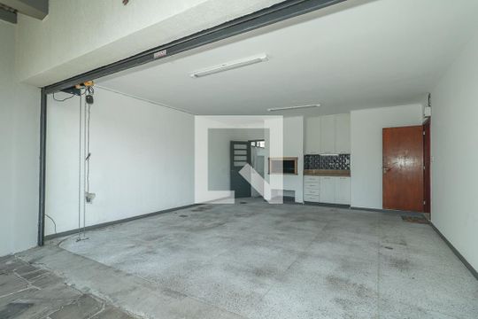 Garagem de casa à venda com 3 quartos, 255m² em Jardim Lindóia, Porto Alegre