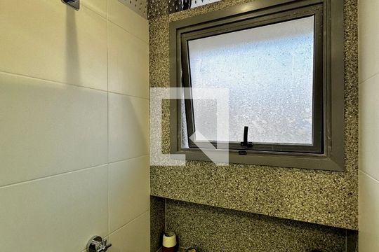 Banheiro Suíte 2 de apartamento à venda com 3 quartos, 131m² em Campo Belo, São Paulo
