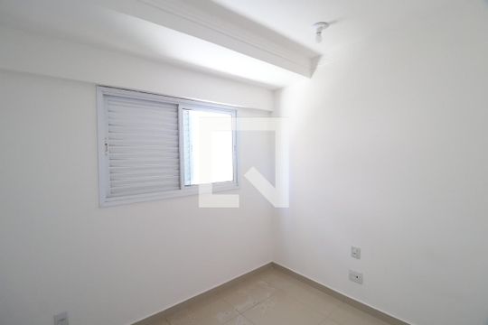 Quarto 1 de apartamento para alugar com 2 quartos, 118m² em Santa Mônica, Uberlândia