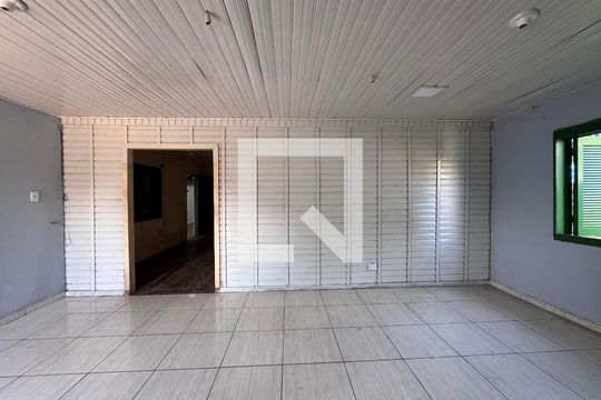 Sala de casa à venda com 3 quartos, 120m² em Scharlau, São Leopoldo