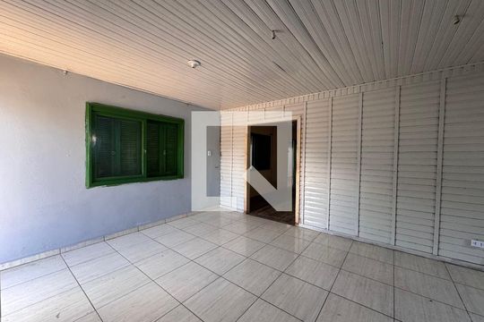 Sala de casa à venda com 3 quartos, 120m² em Scharlau, São Leopoldo