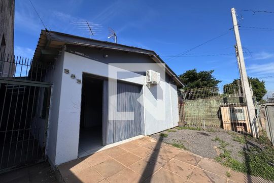 Área Externa de casa à venda com 3 quartos, 120m² em Scharlau, São Leopoldo