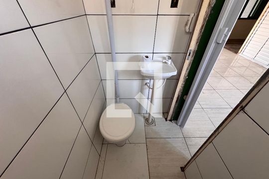 Lavabo de casa à venda com 3 quartos, 120m² em Scharlau, São Leopoldo