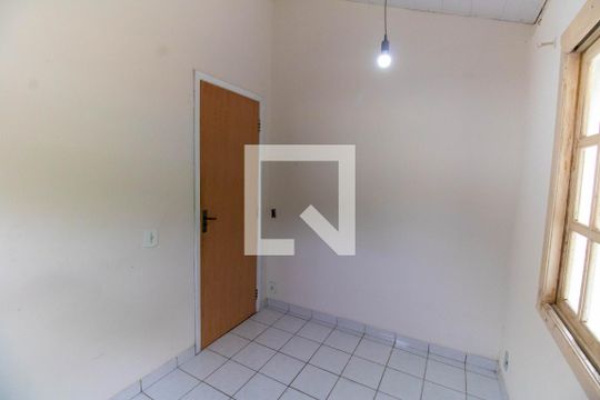 Quarto de casa para alugar com 1 quarto, 50m² em Maria Paula, Niterói