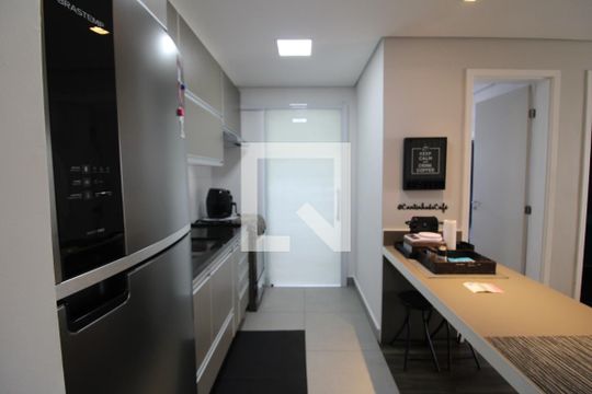 Cozinha de apartamento à venda com 1 quarto, 46m² em Vila Basileia, São Paulo