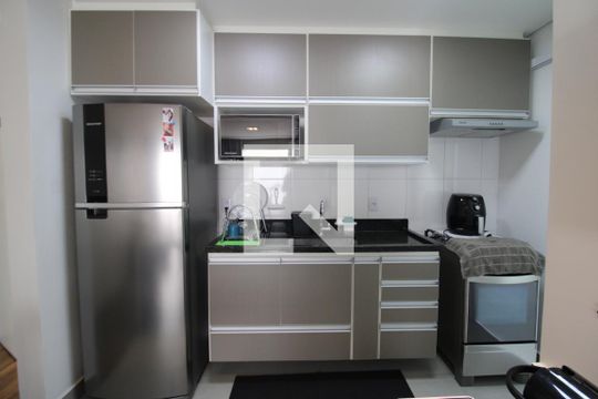 Cozinha de apartamento à venda com 1 quarto, 46m² em Vila Basileia, São Paulo