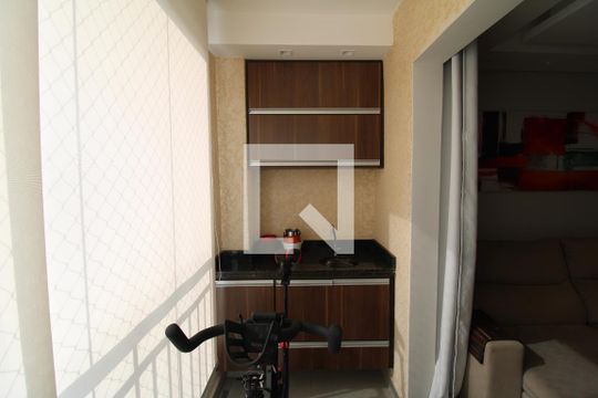 Sala - Varanda de apartamento à venda com 1 quarto, 46m² em Vila Basileia, São Paulo