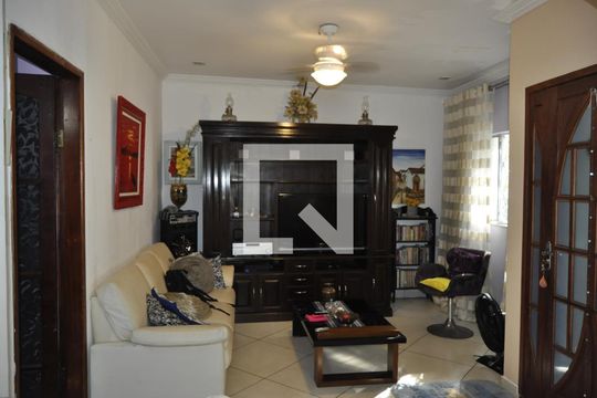 Sala de casa à venda com 2 quartos, 240m² em Rocha, Rio de Janeiro