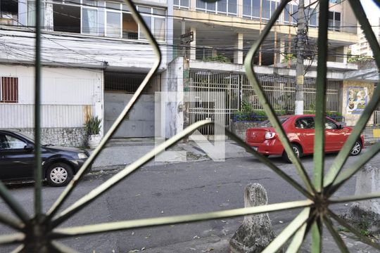 Vista/Sala de casa à venda com 2 quartos, 240m² em Rocha, Rio de Janeiro