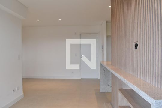 Apartamento para alugar com 2 quartos, 70m² em Bacacheri, Curitiba