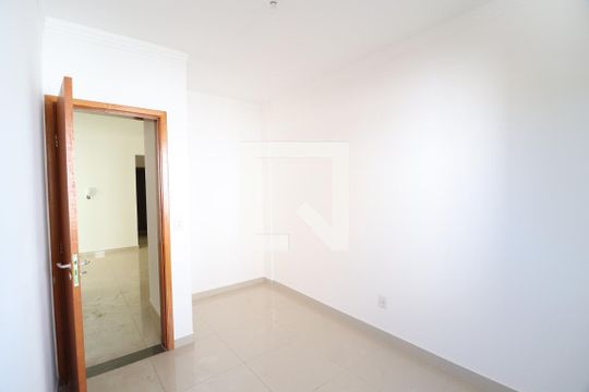Quarto 2 - Suíte de apartamento para alugar com 2 quartos, 59m² em Santa Mônica, Uberlândia
