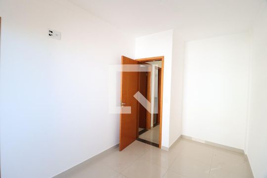 Quarto 2 - Suíte de apartamento para alugar com 2 quartos, 59m² em Santa Mônica, Uberlândia