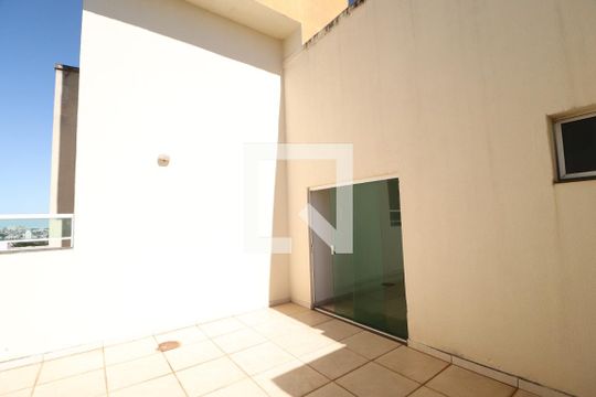 Terraço de apartamento para alugar com 3 quartos, 134m² em Santa Mônica, Uberlândia