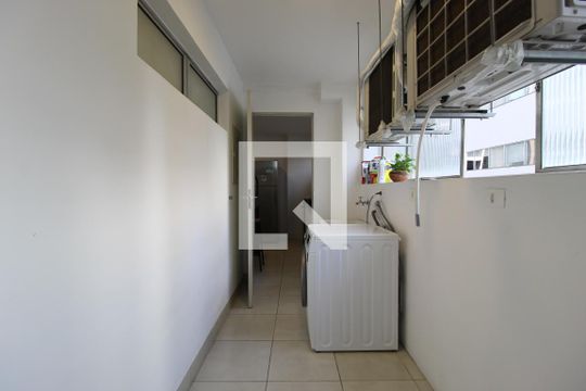 Área de Serviço de apartamento para alugar com 3 quartos, 122m² em Vila Olímpia, São Paulo