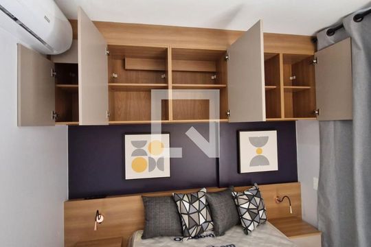 Quarto de kitnet/studio à venda com 1 quarto, 27m² em Pompeia, São Paulo
