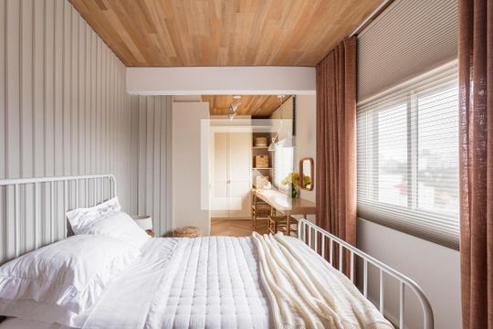 Suíte 1 de apartamento para alugar com 2 quartos, 90m² em Chácara Santo Antônio (zona Sul), São Paulo