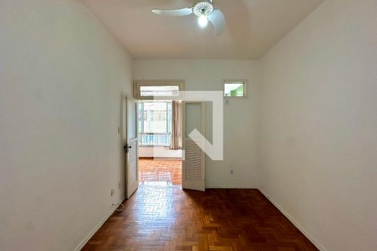 Quarto de apartamento à venda com 1 quarto, 52m² em Centro, Rio de Janeiro