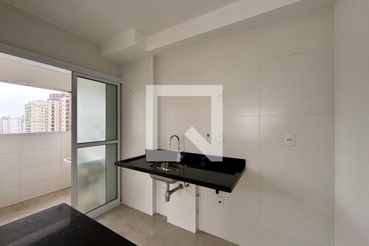 Cozinha de apartamento à venda com 1 quarto, 54m² em Indianópolis, São Paulo
