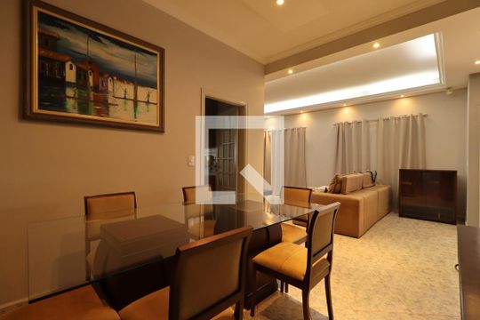 Sala de Jantar de casa para alugar com 4 quartos, 200m² em Parque Industrial Lagoinha, Ribeirão Preto