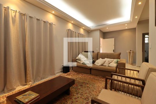 Sala de casa para alugar com 4 quartos, 200m² em Parque Industrial Lagoinha, Ribeirão Preto