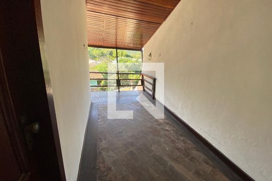 Hall Entrada de casa de condomínio à venda com 6 quartos, 704m² em Taquara, Rio de Janeiro