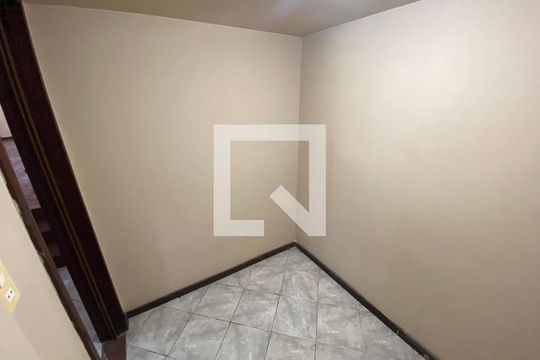 Quarto 6 de casa de condomínio para alugar com 6 quartos, 704m² em Taquara, Rio de Janeiro