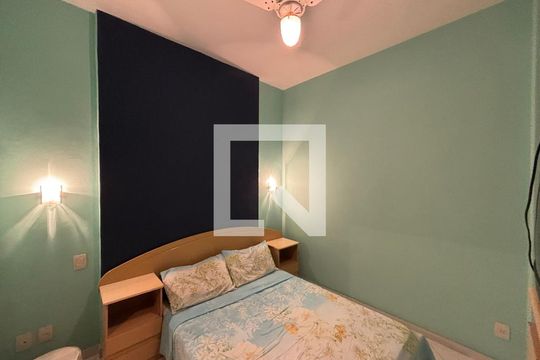 Quarto 1 de apartamento à venda com 1 quarto, 50m² em Copacabana, Rio de Janeiro