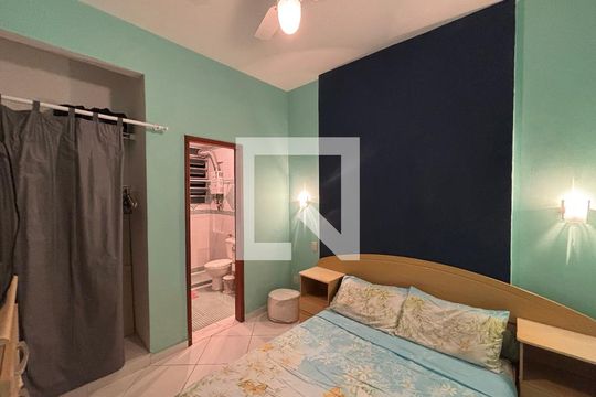 Quarto 1 de apartamento à venda com 1 quarto, 50m² em Copacabana, Rio de Janeiro