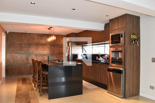 Cozinha de casa para alugar com 4 quartos, 540m² em Cascatinha, Curitiba