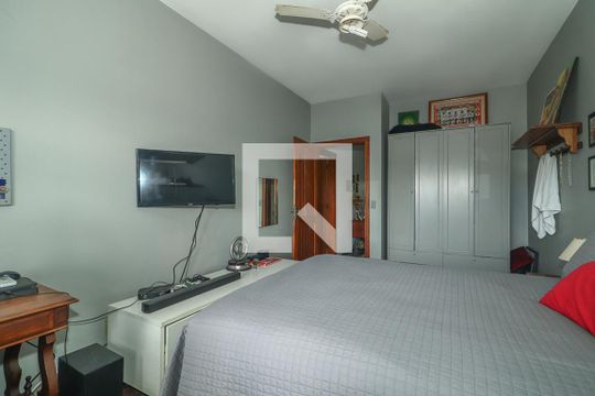 Quarto 1 de casa à venda com 4 quartos, 278m² em Vila Jardim, Porto Alegre
