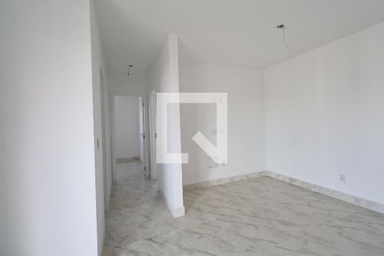 Sala de apartamento à venda com 2 quartos, 48m² em Utinga, Santo André