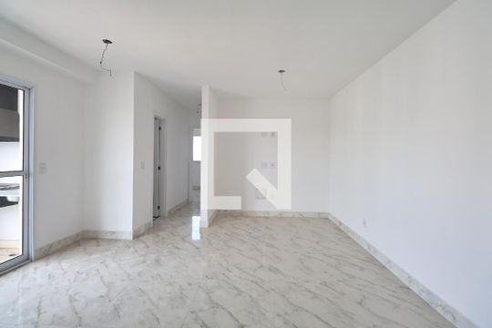 Sala de apartamento à venda com 2 quartos, 48m² em Utinga, Santo André