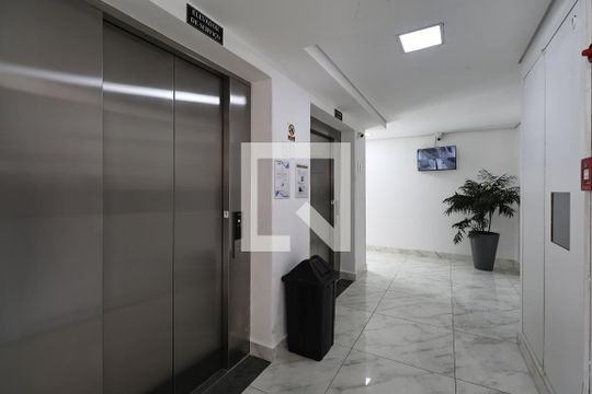 Área comum de apartamento à venda com 2 quartos, 48m² em Utinga, Santo André