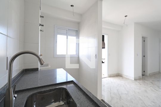 Cozinha de apartamento à venda com 2 quartos, 48m² em Utinga, Santo André