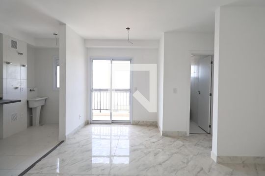 Sala de apartamento à venda com 2 quartos, 48m² em Utinga, Santo André