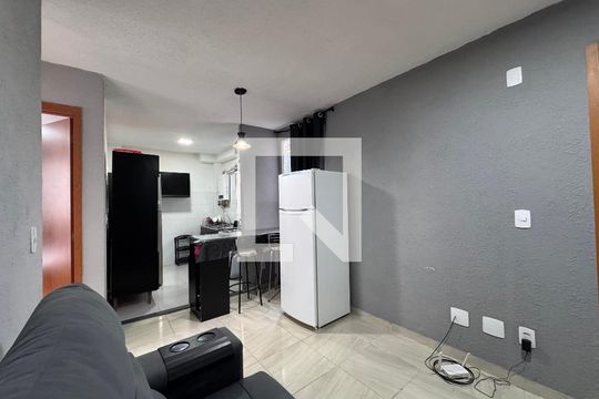 Apartamento à venda com 2 quartos, 42m² em Santos Dumont, São Leopoldo