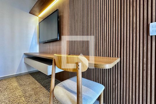 Sala de apartamento para alugar com 1 quarto, 53m² em Jardim das Acacias, São Paulo