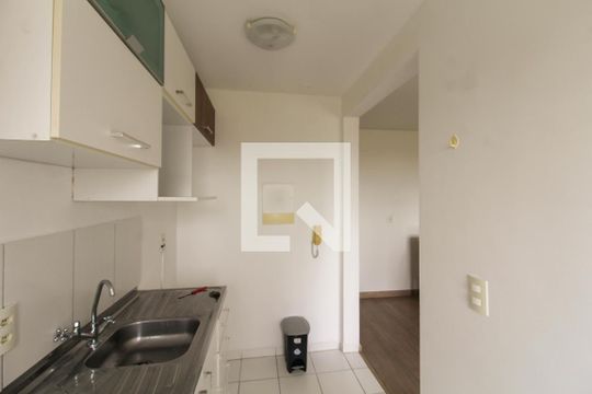 Cozinha de apartamento para alugar com 2 quartos, 43m² em Estância Velha, Canoas