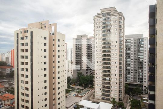 Vista do Quarto 2 de apartamento à venda com 3 quartos, 130m² em Vila Mariana, São Paulo