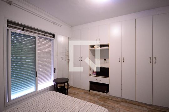Suíte 3 de casa para alugar com 3 quartos, 440m² em Jardim da Saúde, São Paulo