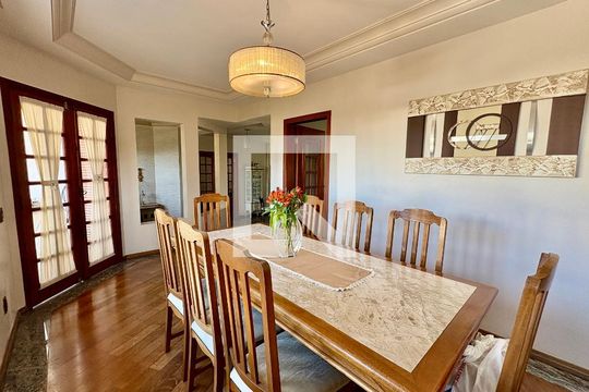 Sala de Jantar de casa para alugar com 4 quartos, 600m² em Aglomeração Urbana de Jundiaí, Jundiaí