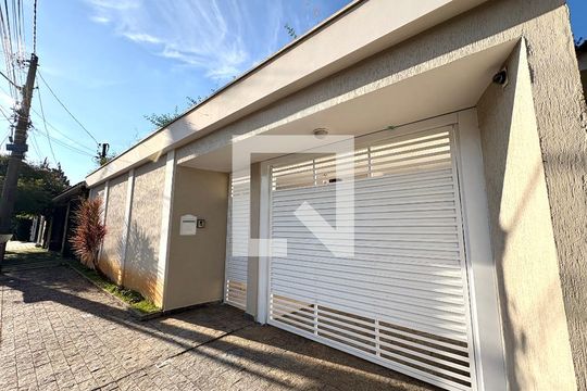 Fachada de casa para alugar com 4 quartos, 600m² em Aglomeração Urbana de Jundiaí, Jundiaí