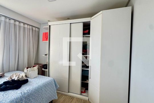 Quarto 1  de apartamento para alugar com 2 quartos, 65m² em Cabula, Salvador